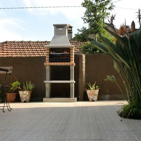 The Yellow House Vila Nova de Gaia Exterior photo